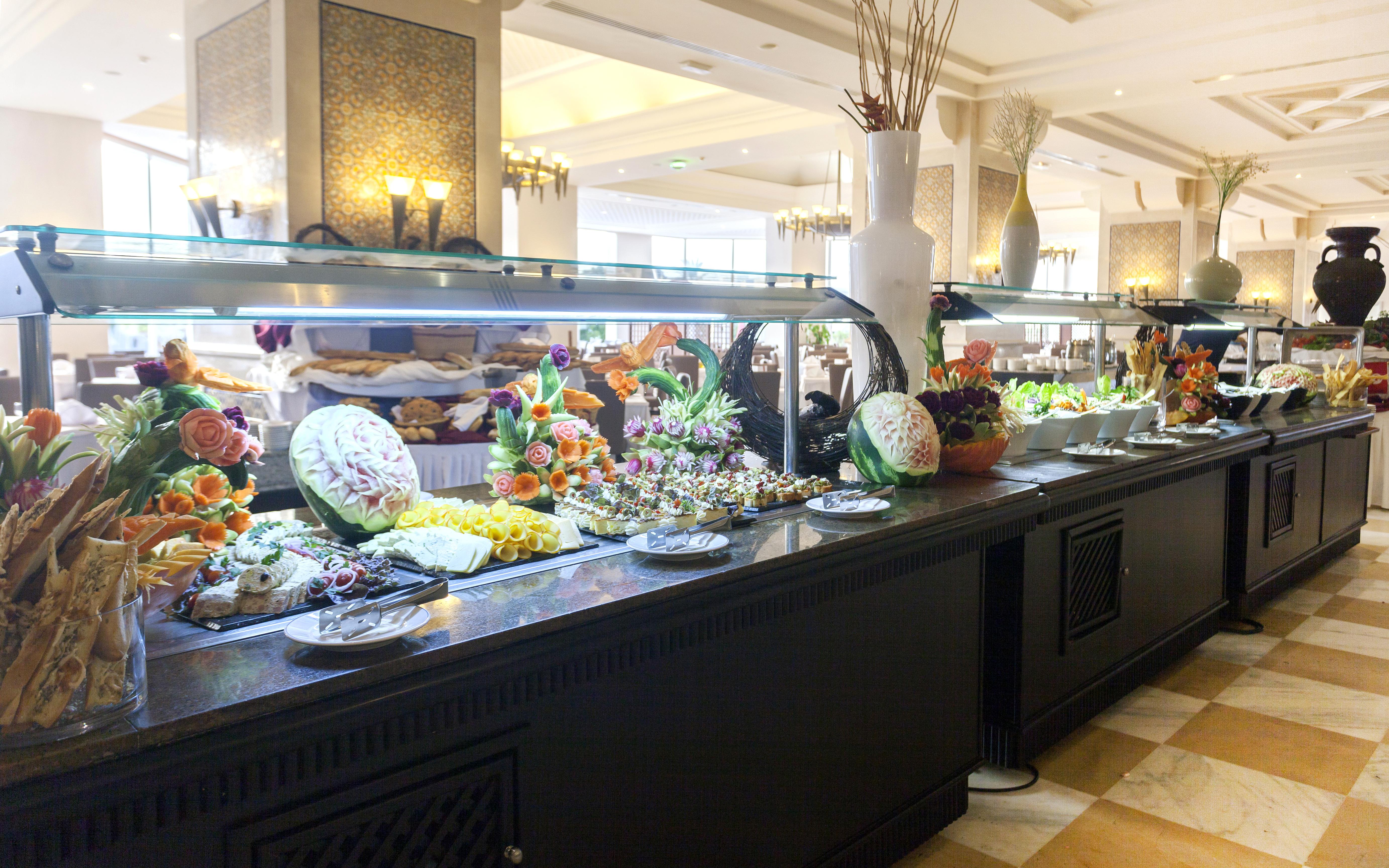 El Mouradi Gammarth Hotel Exterior foto A buffet at a hotel